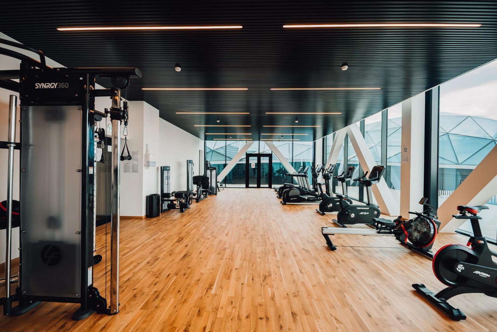 Sky21 Lux Stay With Pool, Gym, Spa & City Views Luxembourg Exterior photo